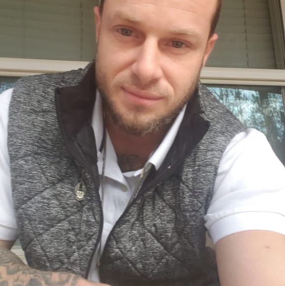 Meet your Posher, Kevin - Picture 1 of 1